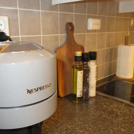 Cozy Aurora I Near Center